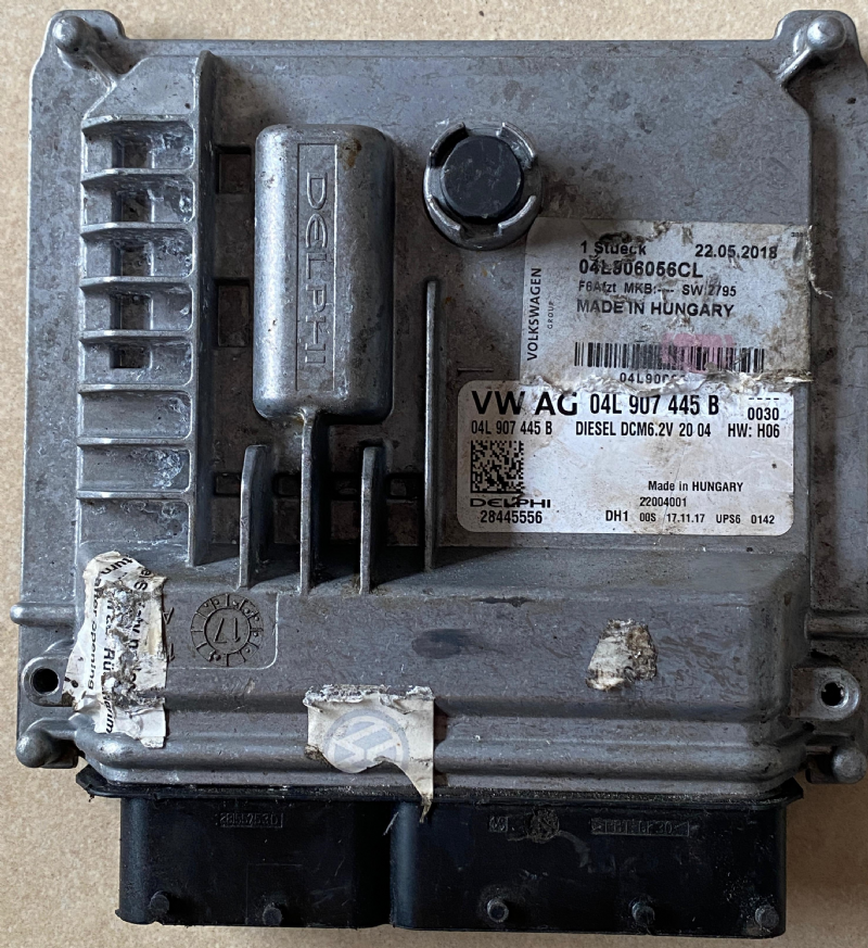 04L907445B VW MOTOR BEYNİ DCM6.2V 28445556 - 04L 907 445 B 