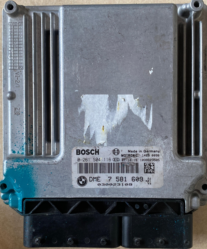 0261S04116 BMW MOTOR BEYNİ ME17.2.1 - DME 7 581 609 - 0 261 S04 116