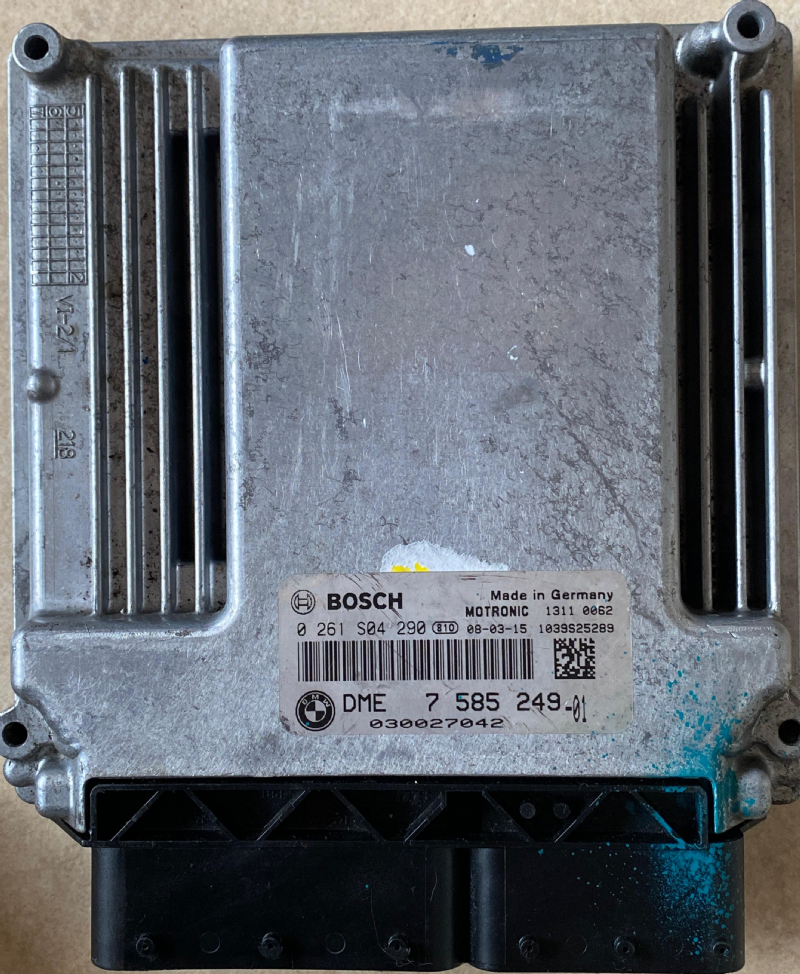 0261S04290 BMW MOTOR BEYNİ ME17.2.1 - DME 7 585 249 - 0 261 S04 290