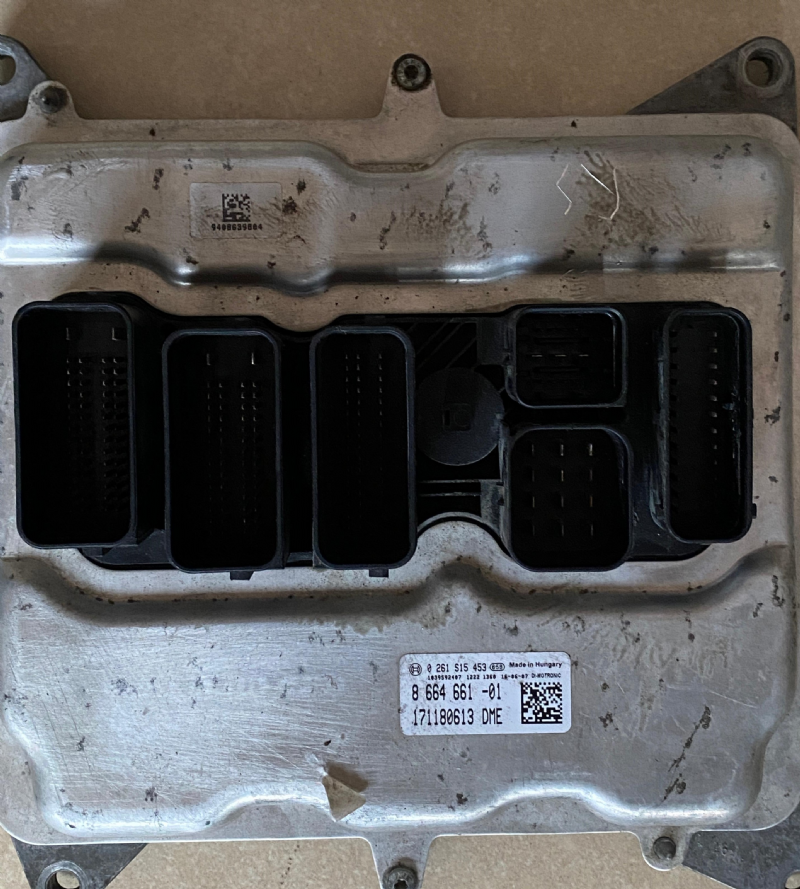 0261S15453 BMW MOTOR BEYNİ MEVD17.2.9 - 8 664 661-01 - 0 261 S15 453 