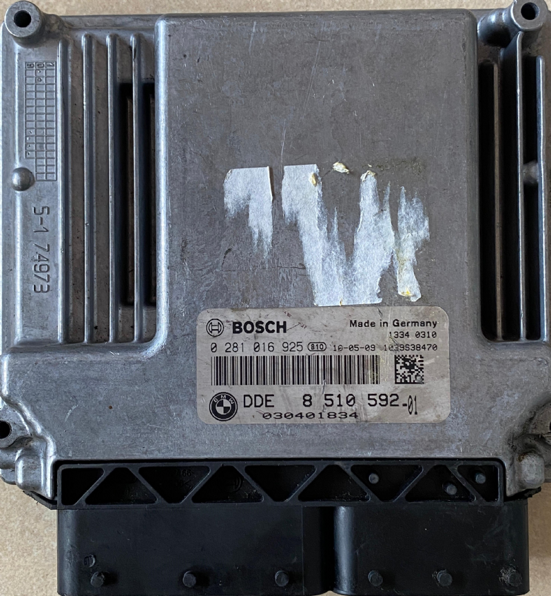 0281016925 BMW MOTOR BEYNİ EDC17C06 - DDE 8 51 592-01 - 0 281 016 925