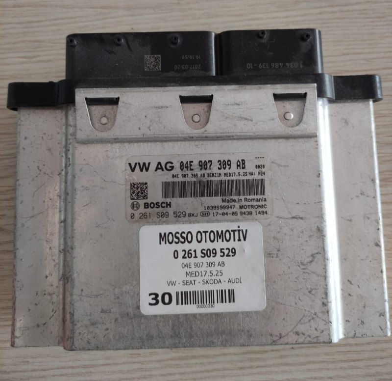 0261S09529 04E907309AB VW SEAT SKODA MOTOR BEYNİ MED17.5.25 - 0 261 S09 529