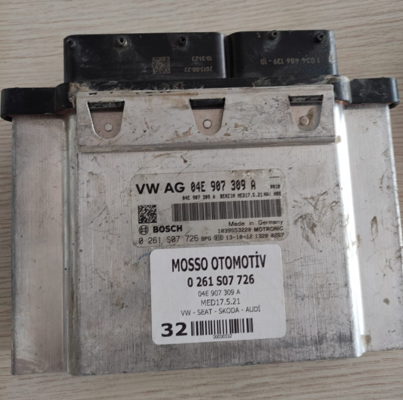 0261S07726 04E907309A VW SEAT SKODA MOTOR BEYNİ MED17.5.21 - 0 261 S07 726
