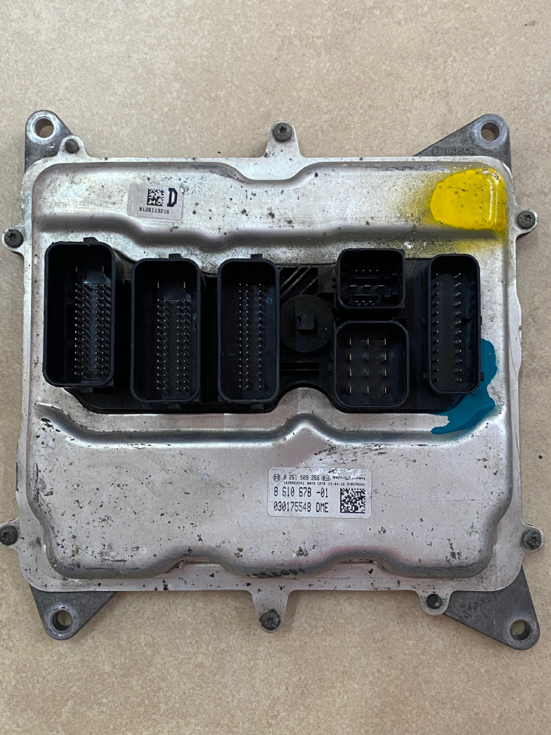 0261S09266 BMW MOTOR BEYNİ MEVD17.2.9 - 0 261 S09 266 - 8 610 678-01