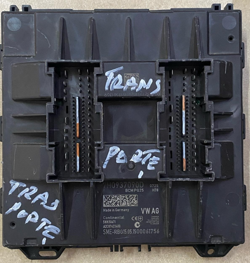 7H0937090D VW BCM MODULLE (BCM BEYNİ) 7H0 937 090 D - 5WK50671