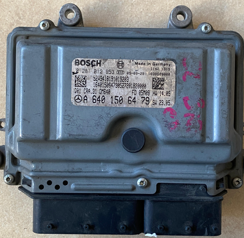 0281012953 MERCEDES MOTOR BEYNİ EDC16C32 - A 640 150 64 79 - 0 281 012 953