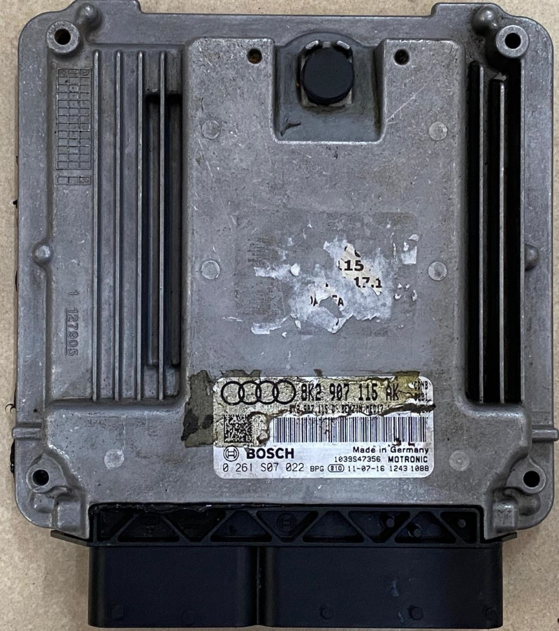 0261S07022 AUDİ A4 MOTOR BEYNİ MED17.1 - 8K2907115AK - 0 261 S07 022